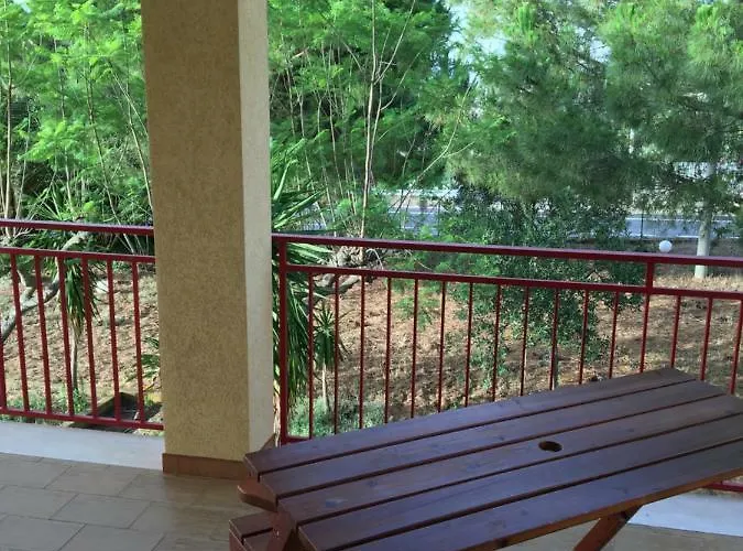 Augustea 公寓 阿尔卡莫